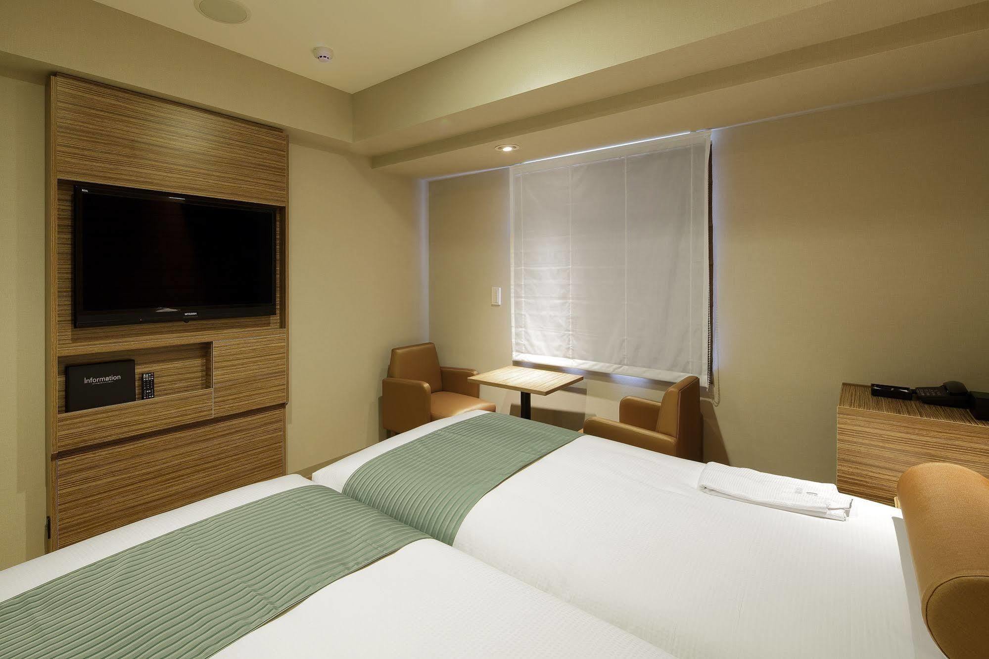Via Inn Nagoya Shinkansen-Guchi Εξωτερικό φωτογραφία
